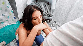 Scissoring Sluts Get Their Kitty Clits Soaking Wet'