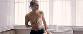 A-List Hottie Gets Filthy'