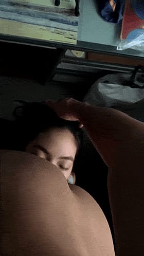 Tongue Bathin' That Sweet Peach'