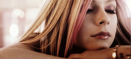 Pop Punk Princess Avril Gets Her Sweet Spot Licked Deep picture 1 of 1