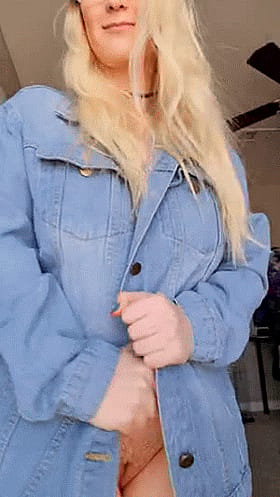 Sarah Shayye's Big Titties and Wet Pussy on Display'