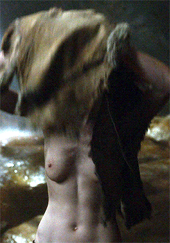 Scottish Rose Gets Fingered & Feasted picture 1 of 1