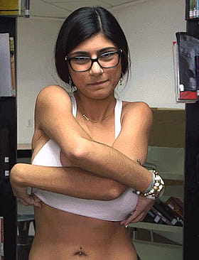 Big Bust Bombshell Bounce'