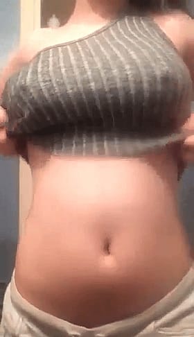 Juicy Young Thang Flashing Her Steel-Beaded Nips'