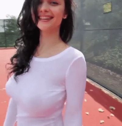 Tease Me with No Bra picture 1 of 1