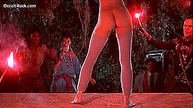 Linnea Quigley's Retro Rave Booty Drop'