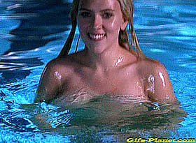 ScarJo's Thirst Trap Tease'