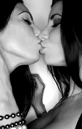 Horny Babes Locking Lips & Getting Heated'
