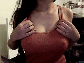 Titty Flash Alert: Jugs Out For The Boys'