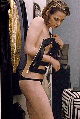 Steamy Starlet Striptease'
