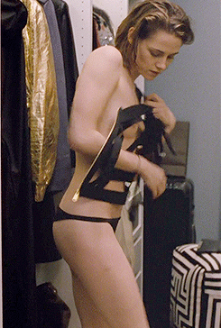 Steamy Starlet Striptease picture 1 of 1