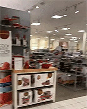 That Booty on Display!'