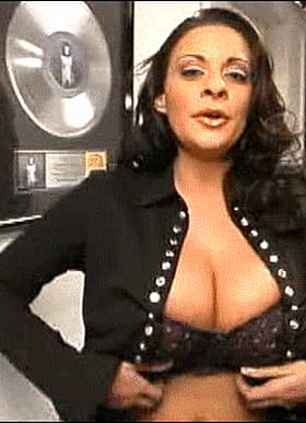Big Ol' Bitties Bounce Out'