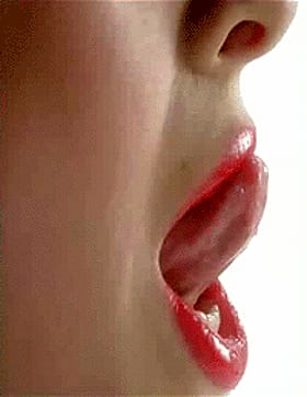 Scorchin' Slut Gets Herself Worked Up'