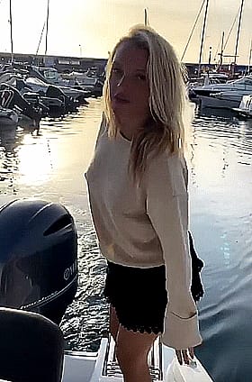 Braless Bounce Day with a Blonde Bombshell'
