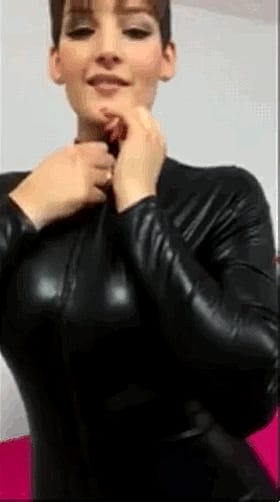 Yeah baby unzip and show me those tits'