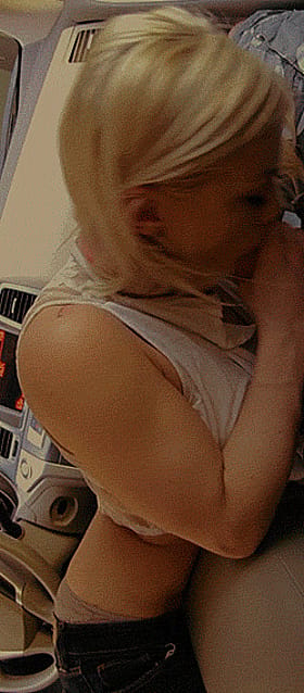 Amateur blonde teen flashes huge tits and fucks outdoors'