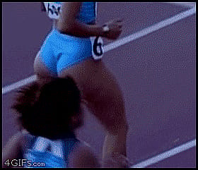 Athletic Ass in Action: Non-Nude Runner's Glimpse'