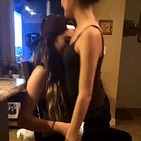 Amateur Brunette Girlfriend Lesbian Teen'