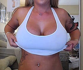 Blonde Babe with Big Tits Exposes Her Boobs'