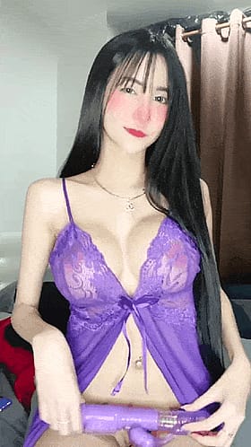 Big Tits Dance Party: Masturbation Selfshot with Toys'