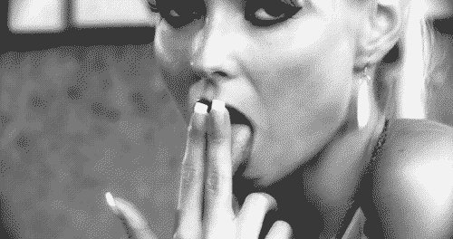 Finger Licking Good: A Sexy, Erotic Experience picture 1 of 1
