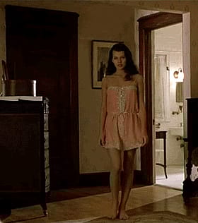 Milla Jovovich Gets Tasty Between Thighs - Ukrainian Goddess Savoring Every Lick'