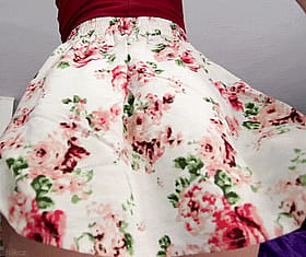 Flowered Skirt Ass'