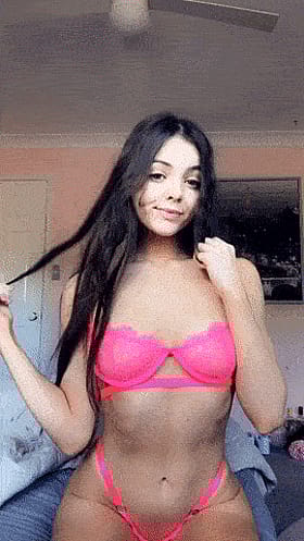 Sizzling Lingerie Strip Tease'