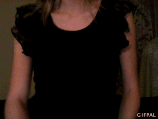 Juicy Curves Poppin' in That Black Tee picture 1 of 1