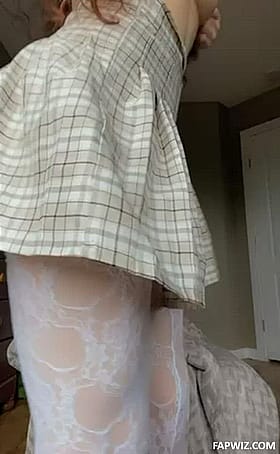 Fuck me in my lace stockings 😜