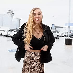 Kendra Sunderland Teases with a Naughty Flash'