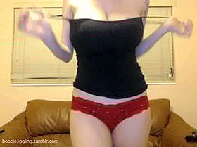 Juicy Curves Jiggling in Panties'