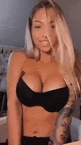 Seductive Wink Tease'