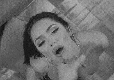 MJ's Luscious Lips Wrapped Around a Throbbing Cock for a Hot Load picture 1 of 1
