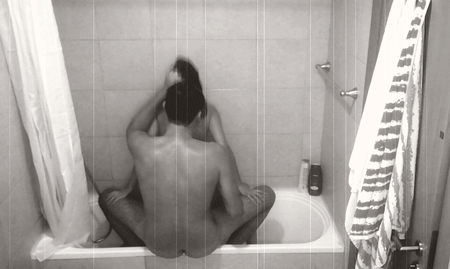 Steamy Bath Time Fun picture 1 of 1