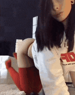 Teasing Amateur Booty Flash picture 1 of 1