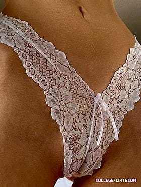 Fuck yeah! This Uni Babe Shows Off Her Camel Toe in Class