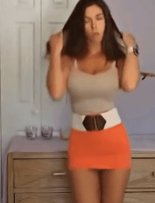 Bouncy Tits Tease picture 1 of 1
