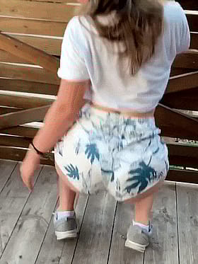 Juicy Brunette Booty Tease'