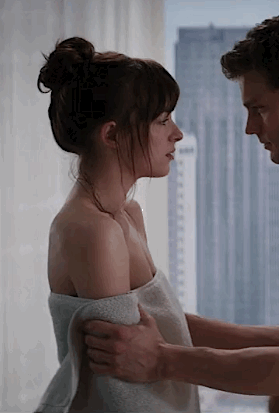 Dakota Johnson's Steamy Cunnilingus Session - A Mouthwatering Treat! picture 1 of 1