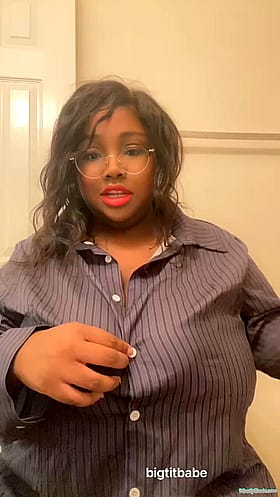If I were your teacher…would u stare at my huge tits? Or try to be taboo and fuck me 🤫