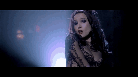 Kristen Bell's Mouthwatering Muff Munching - So Damn Tasty! picture 1 of 1