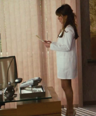 Jennifer Aniston - Total MILF Going Down Like a Pro! picture 1 of 1