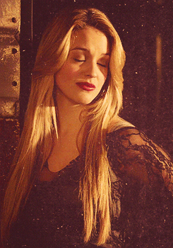 Gage Golightly's Sexy Walk Turns into Steamy Cunnilingus Feast picture 1 of 1