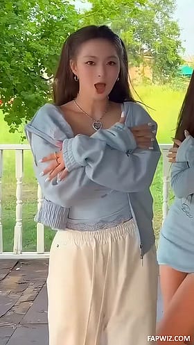 Fromis 9's Big Boobs: A K-Pop Sensation