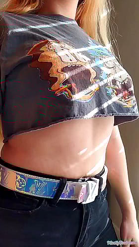 I've been told that my teen tits didn't drop, they popped! 😋
