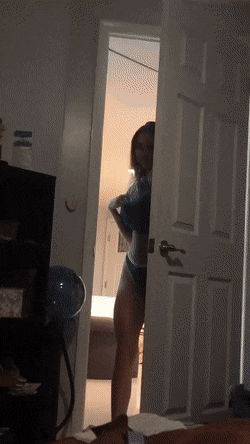 Hot Solo Action picture 1 of 1