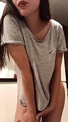 Smoking Hot Amateur Tease'