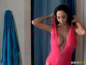Ava Addams' Massive Melons Bouncing Wild'
